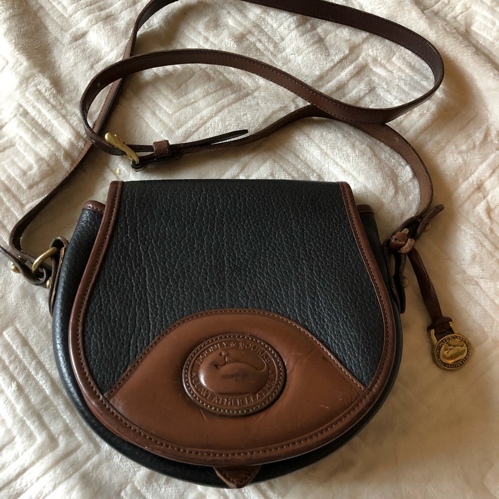Dooney & Bourks Crossbody purse.